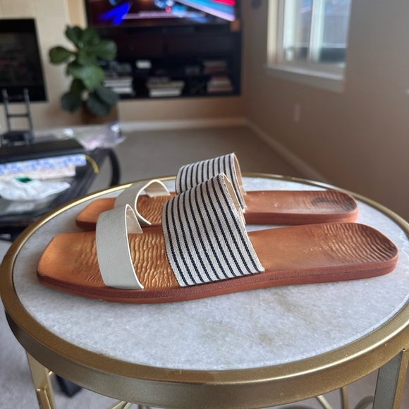 Bamboo Comfy striped slides sandals Neutral Beige and Navy - Size 9 - Picture 1 of 7